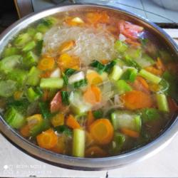 Sayur Bening Oyong Bihun Wortel 1porsl