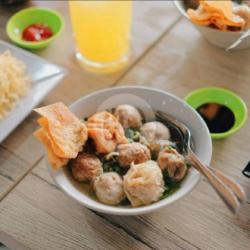 Bakso Kombinasi Komplit