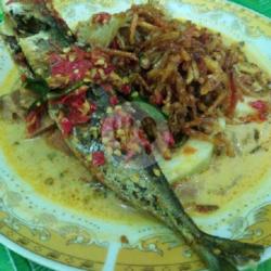 Lontong Dencis Sambal