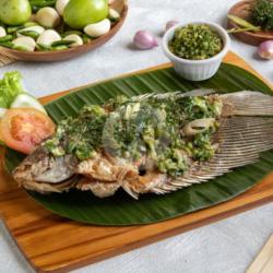 Ikan Gurami Goreng Sambal Ijo