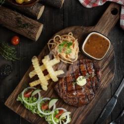 Prime Ribeye Striploin Steak 200 Gr