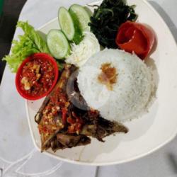 Ayam Dada Nasi