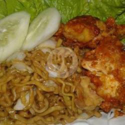 Mie Goreng Ayam Geprek Hype Abiss