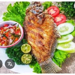 1 Ekor Gurame Goreng
