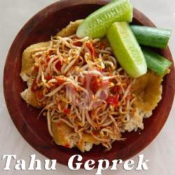 Tahu Geprek Sambal Tauge