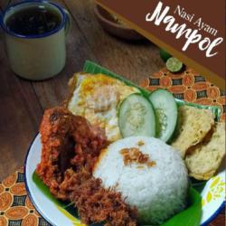 Nasi Ayam Nampol