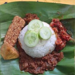 Nasi Timbel Cumi Balado Kikil Sapi Bumbu Kacang Pedas Manis