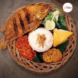 Nasi Uduk Nila Tahu Tempe