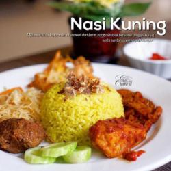 Nasi Kuning Tahu Tempe