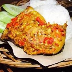 Nasi Ayam Sambal Kacang