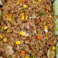 Nasi Goreng Xo Extra Lauk (isi Telur Scallop Isi 2 Sosis Bakso Sapi Mix Vegetables)