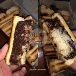 Choco Chrunchy Keju (campur)