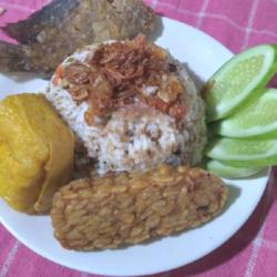 Nasi Tutug Oncom Asin Sepat