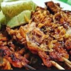 Sate Ayam   Lontong