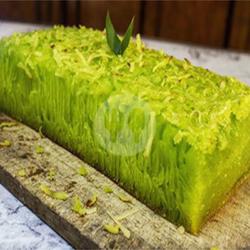 Bika Ambon Pandan Keju