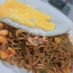 Indomie Goreng Telor