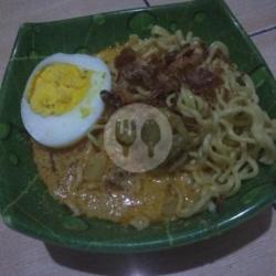 Mie Telor Kare