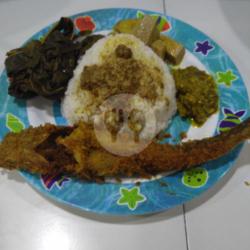 Nasi Padang Lele