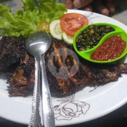 Ikan Mujahir Bakar