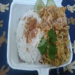 Indomie Ayam Crispy Mayo   Nasi