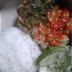 Paket Daging Sapi Geprek   Nasi