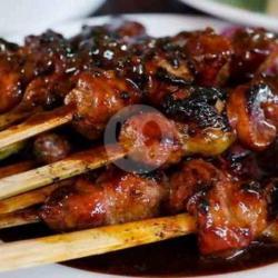 20 Sate Kambing. Bumbu Kecap.