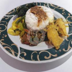 Nasi Gule Cumi