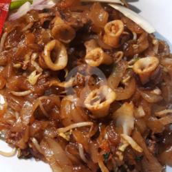 Mie Tiaw Cumi  Telur