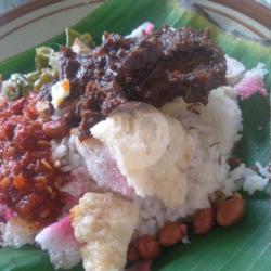 Nasi Gurih Rendang