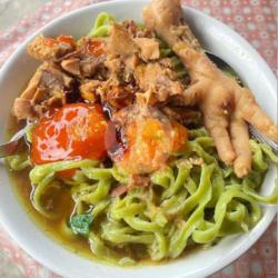 Mie Ayam Hijau Ceker