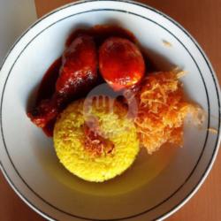 Nasi Kuning Telur