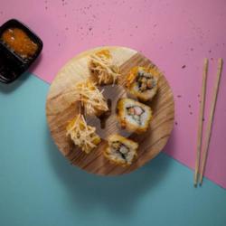 Dragon Cheese Mentai Roll