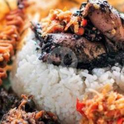 Nasi   Cumi Hitam   Sambel