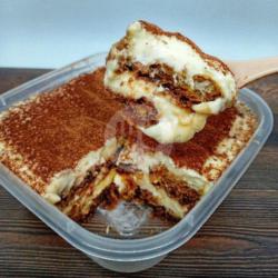 Tiramisu Kotak