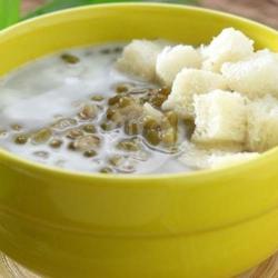 Bubur Kacang Ijo Panas   Roti