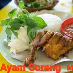 Ayam Goreng   Nasi   Tahu   Tempe   Kuah Sop