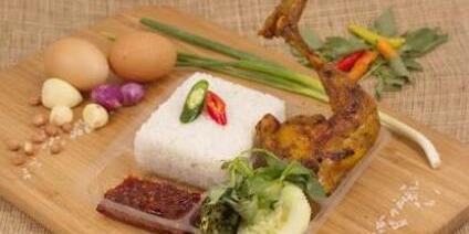 Ayam Goreng Dapur Bunda Uti, Bekasi Timur