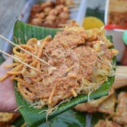 Mie Bumbu Pecel