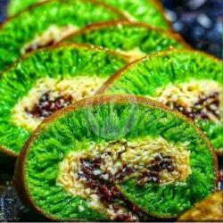 Special Martabak Gulung Pandan Tiramisu Keju