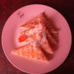 Roti Bakar Strawberry