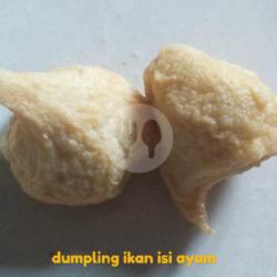 Dumpling Ikan Isi Ayam