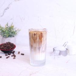 Ice Kopi Susu Beruang Kutub