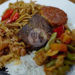 Nasi Campur Empal