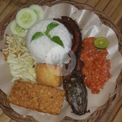 Paket Nasi Lele Sambel Limau