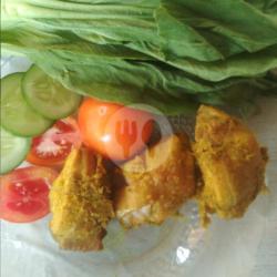 Ayam Goreng Ungkep Bumbu Kuning Ala Cafe Nesya