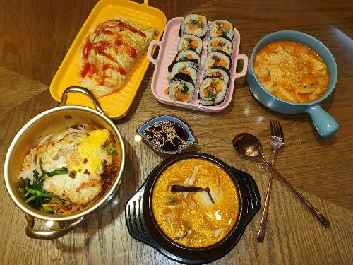 Naga Korean Food, Lebak Anyar
