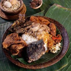 Nasi Lauk Paru Basah