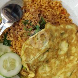 Mie Goreng Korean Spicy Telur   Milo Cup