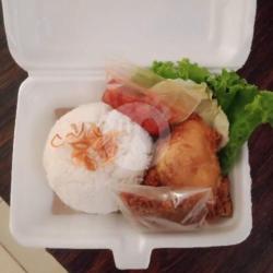 3 Lalapan Ayam Laos   3 Nasi