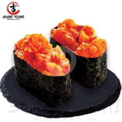 Salmon Tartar Spicy Gunkan 2pcs